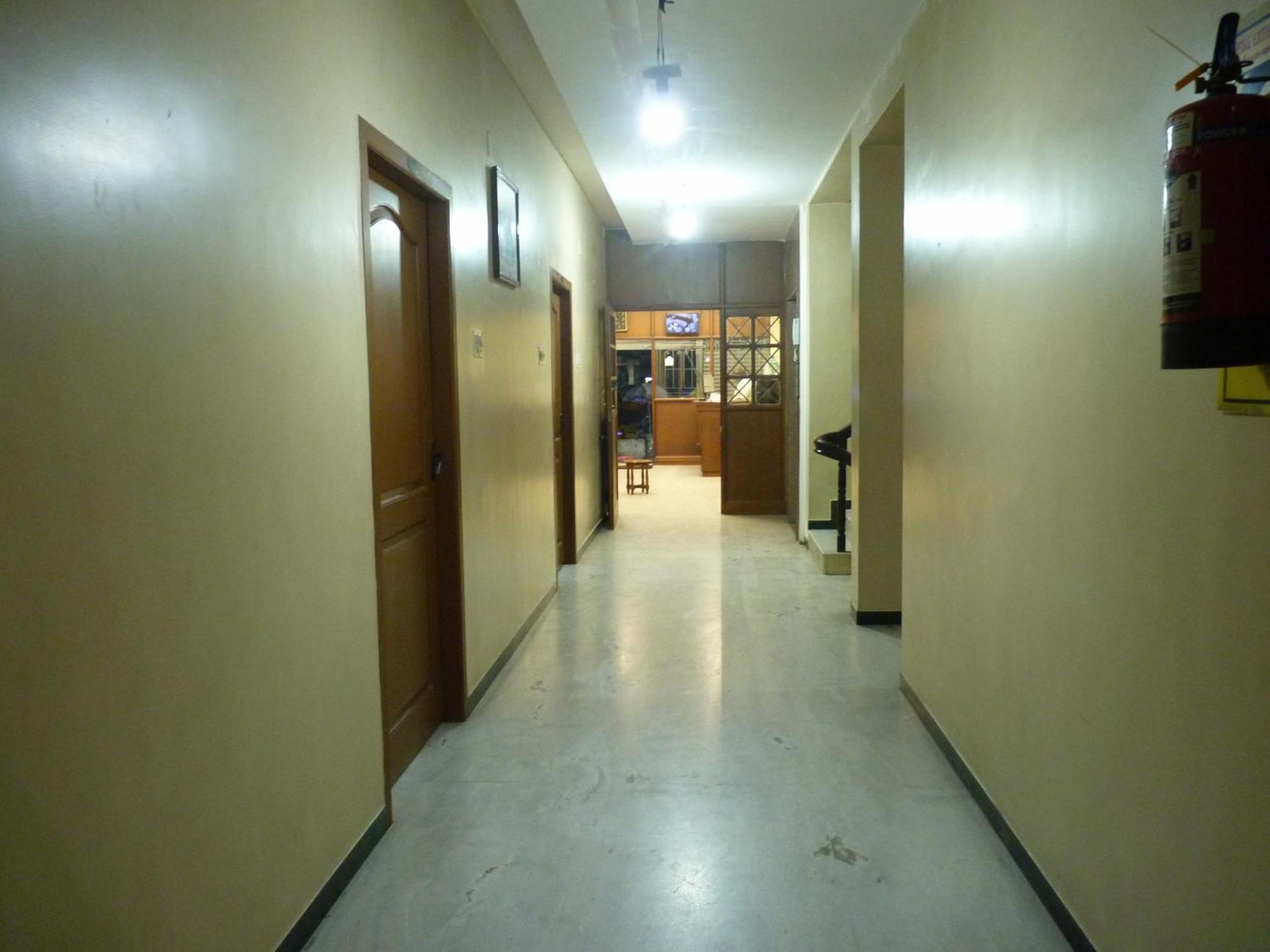 Nanda Lodge Mettuppalaiyam  Luaran gambar