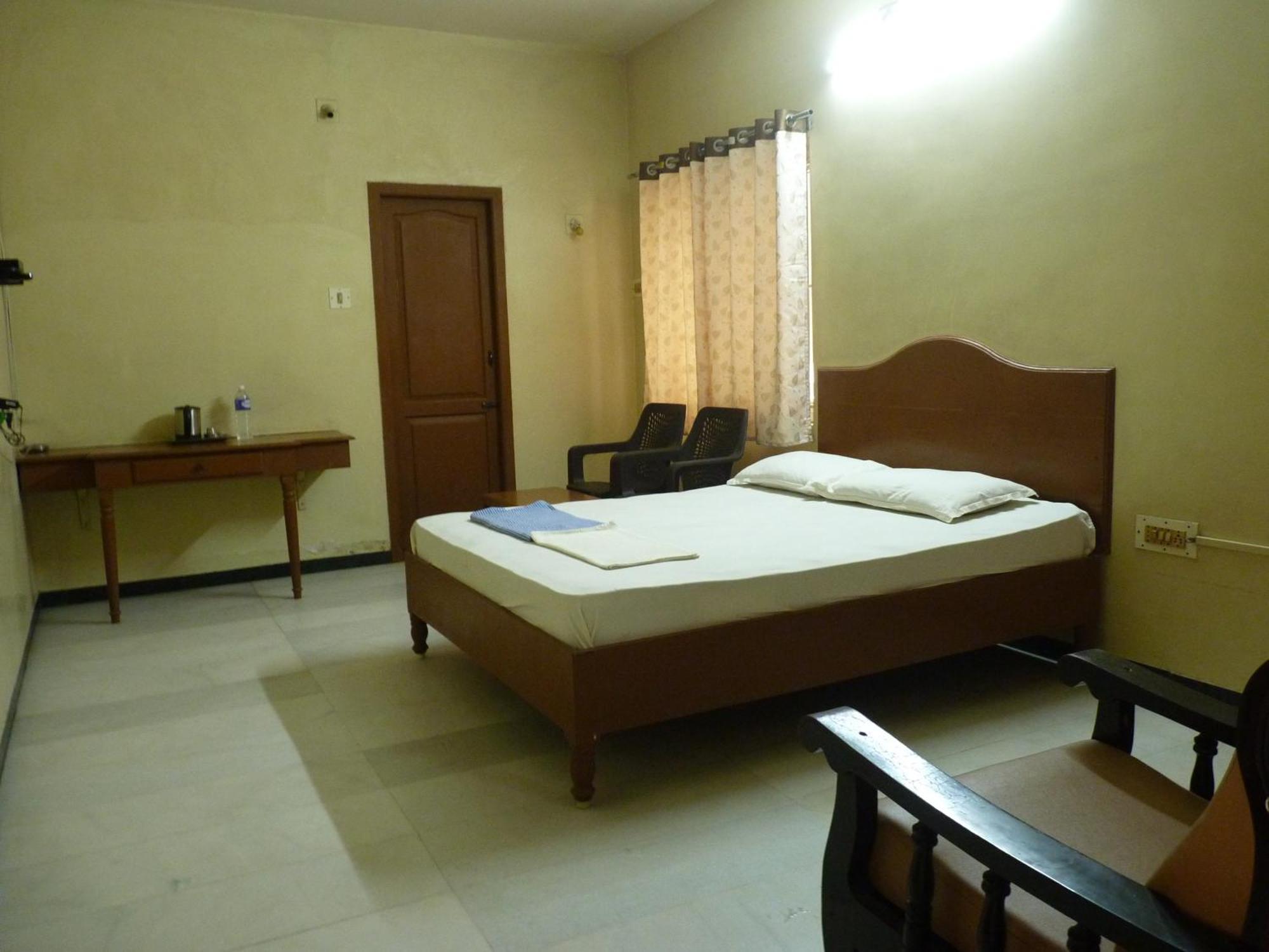 Nanda Lodge Mettuppalaiyam  Luaran gambar