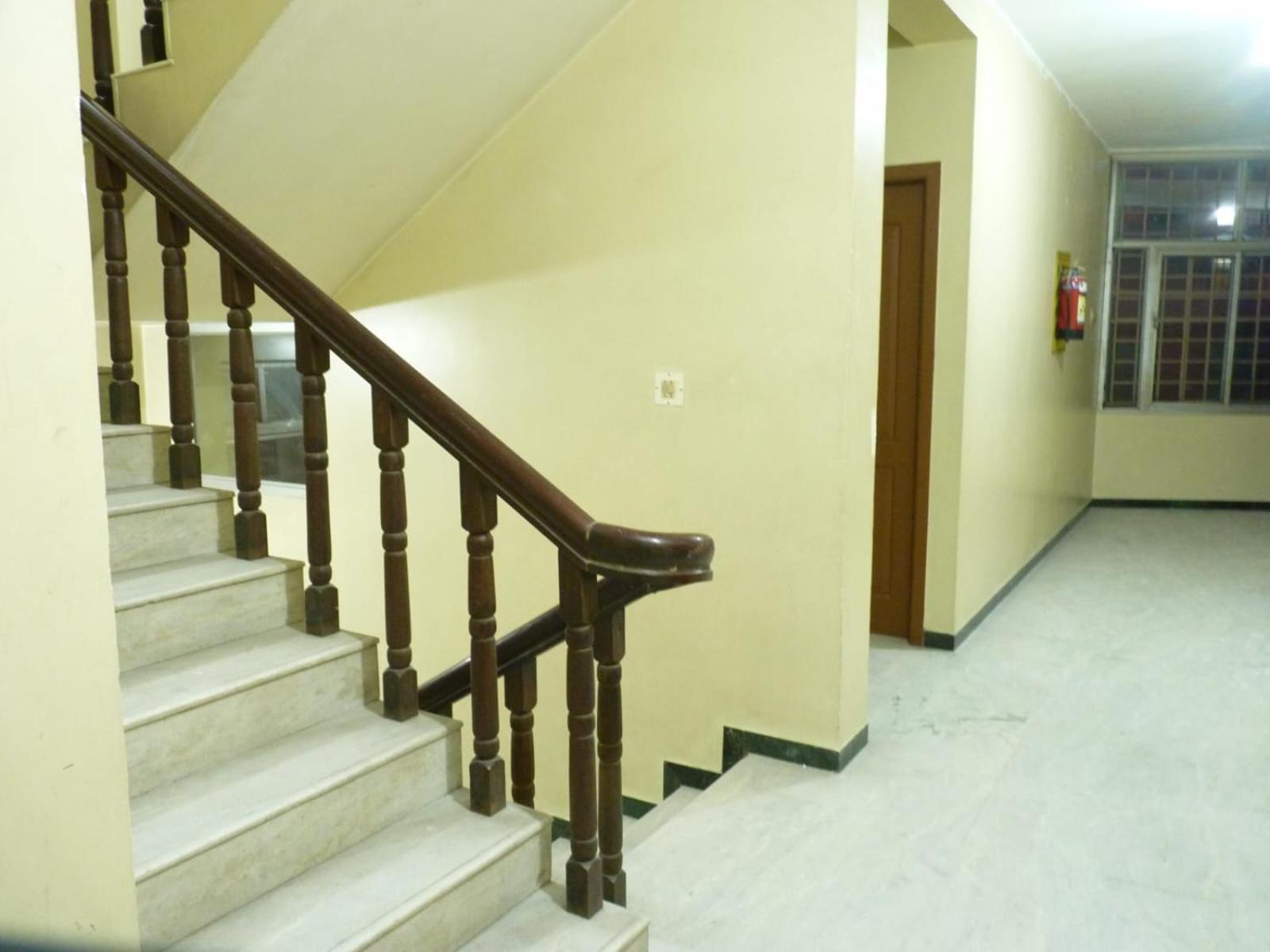 Nanda Lodge Mettuppalaiyam  Luaran gambar