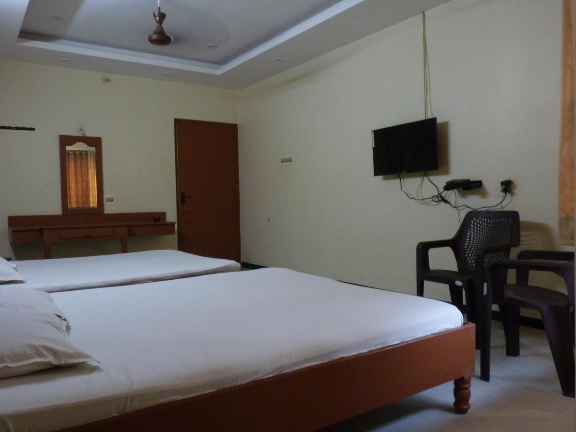 Nanda Lodge Mettuppalaiyam  Luaran gambar