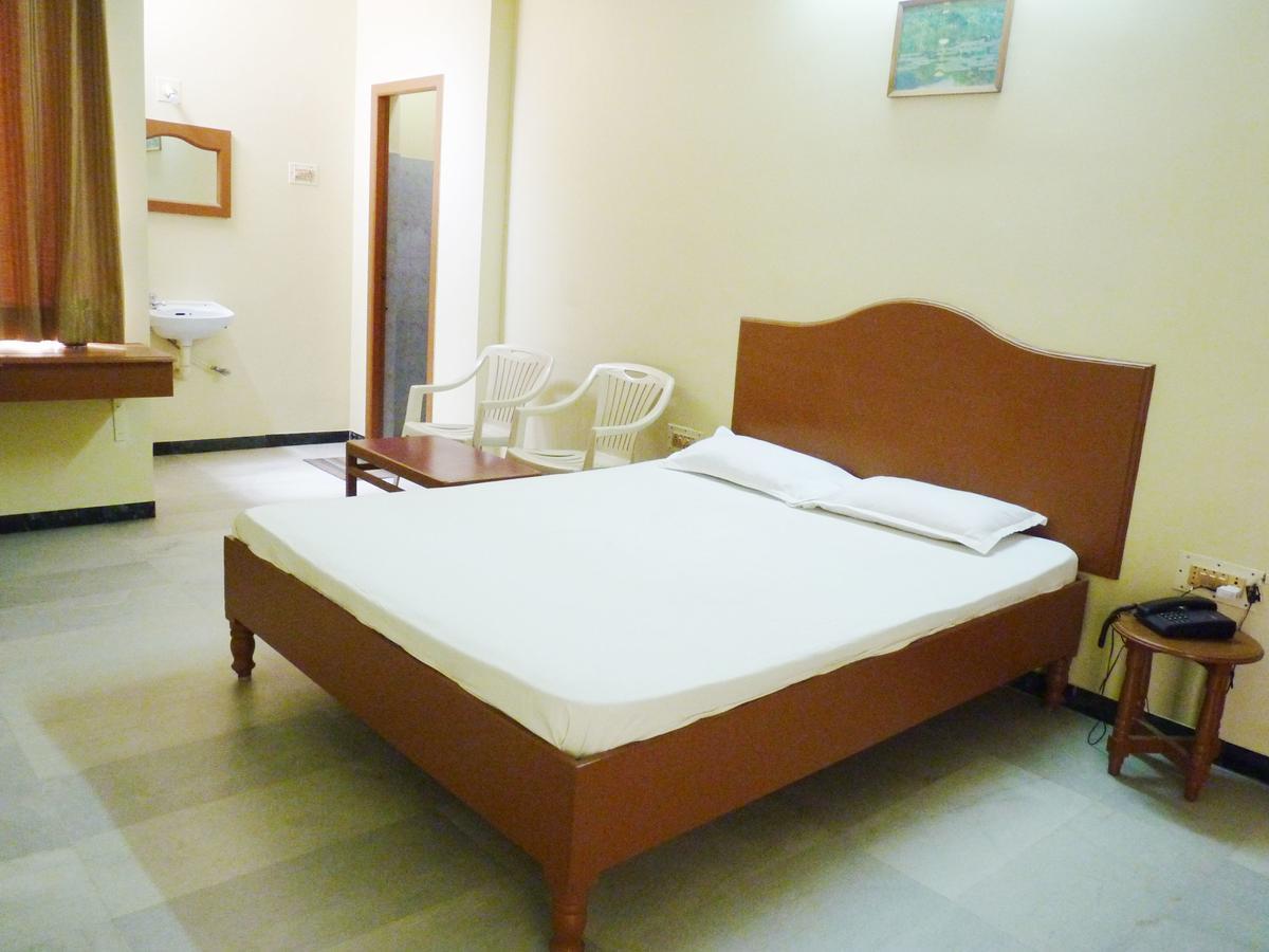 Nanda Lodge Mettuppalaiyam  Luaran gambar